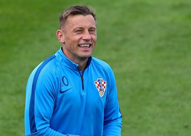Zlatko Dalić je uoči početka kvalifikacija za SP 2022. godine ostao bez prvog pomoćnika; Ivica Olić novi je trener moskovskog CSKA
