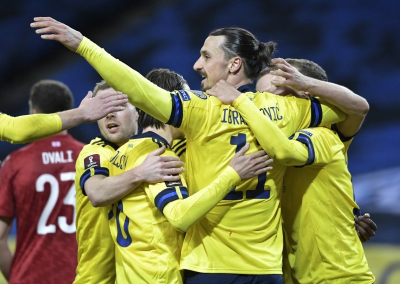 Španjolska kiksala protiv Grčke, a večer je obilježio povratak Ibrahimovića u reprezentaciju Švedske; Zlatan se vratio asistencijom za pobjedu
