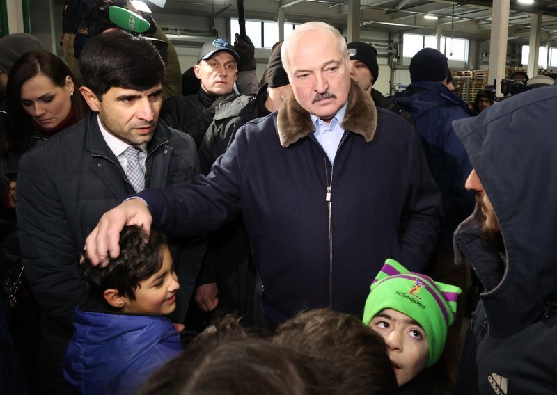 Lukašenko spreman prekinuti ruske energetske tokove ako Poljska zatvori granicu