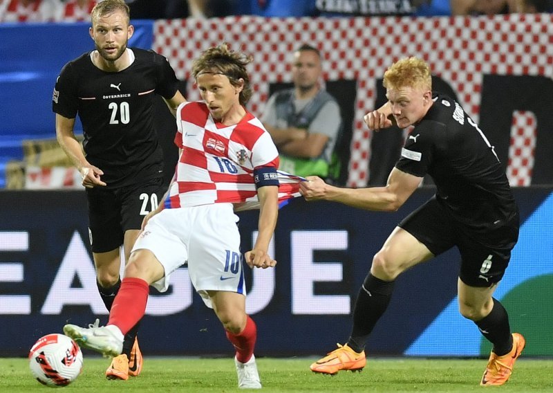 [FOTO] Sramotan poraz Hrvatske na startu Lige nacija; Austrijanci su u Osijeku 'vatrenima' utrpali čak tri gola, a nije nam pomogao ni Luka Modrić