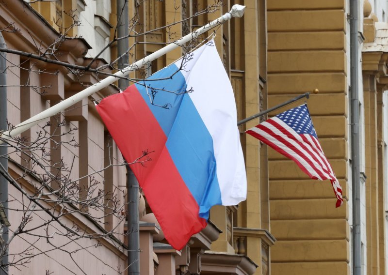 Drska provokacija: Moskva preimenovala trg kod veleposlanstva SAD-a u 'Narodna Republika Donjeck'