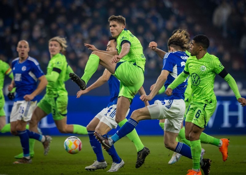 [FOTO] Kiks Wolfsburga kod najlošije momčadi lige; igrači Nike Kovača već četvrtu utakmicu u nizu ne znaju za pobjedu