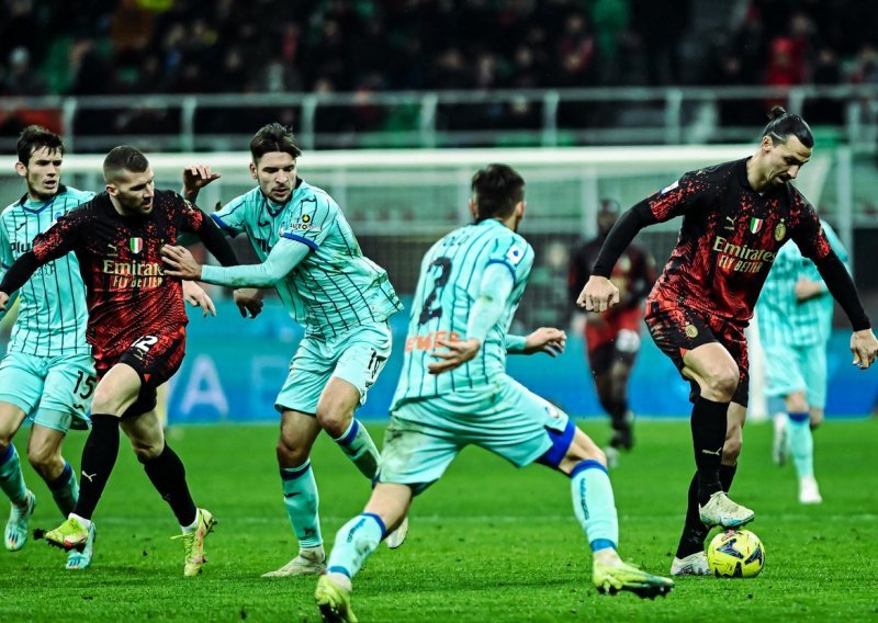 [FOTO] Zlatan Ibrahimović zaigrao nakon čak devet mjeseci pauze, a Milan je stigao do važne pobjede