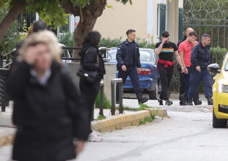 Još deset Bad Blue Boysa pušta se iz zatvora u Grčkoj