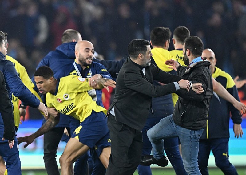 Zbog napada na Dominika Livakovića i nasilja nakon utakmice za sada je uhićeno 12 osoba