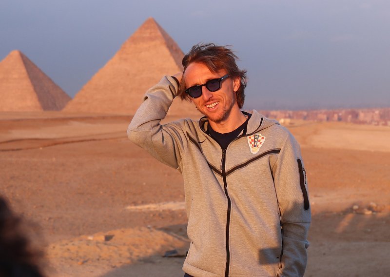 Luka Modrić se javio iz Egipta, a fanovi mu poručuju: 'Veći si od tih piramida'