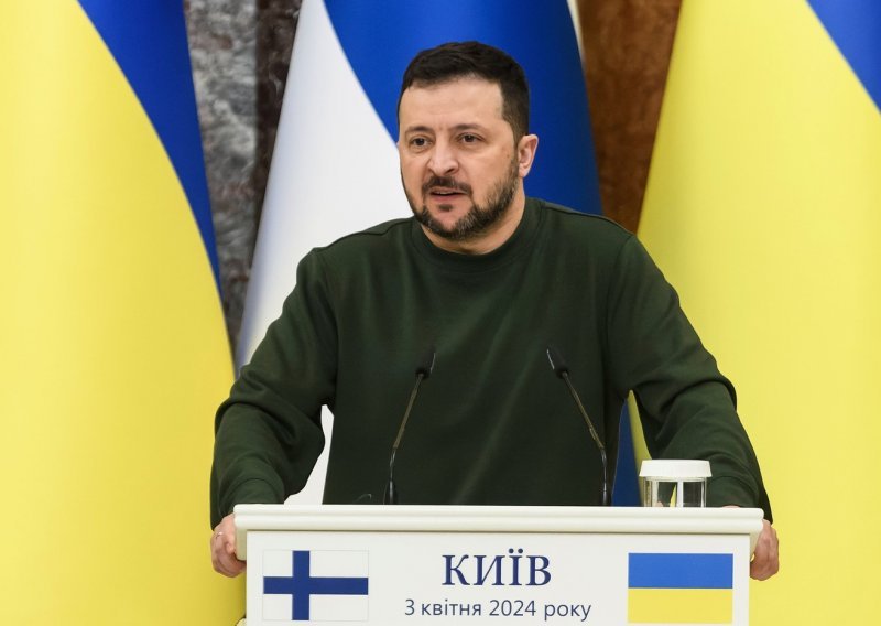 Na pravoslavni Uskrs Zelenski poziva Ukrajince na jedinstvo