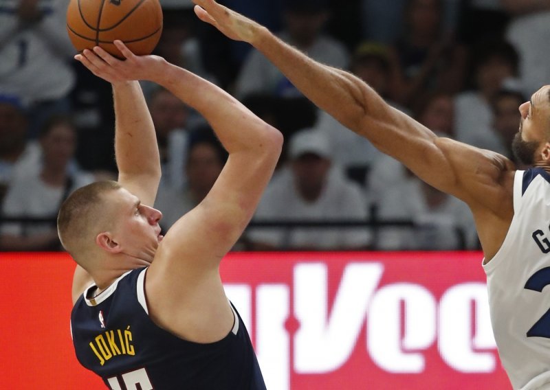 Neizvjestan NBA play-off; Indiana deklasirala Knickse, Jokić dokazao zašto je MVP