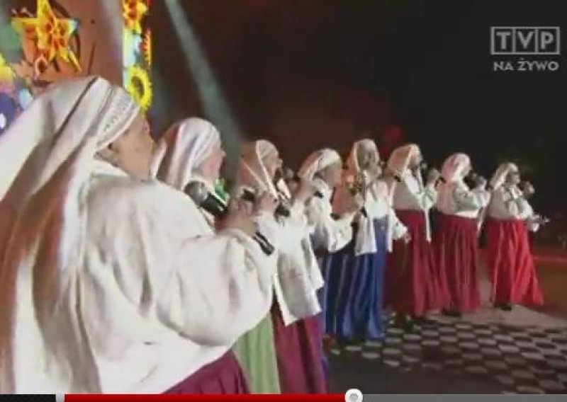 Pogledajte kako poljske bakice izvode pjesmu za EURO