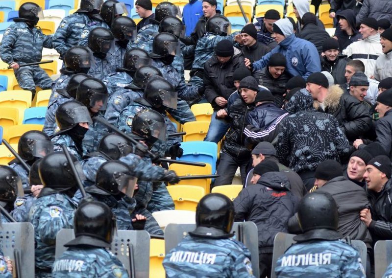 Navijačima u Ukrajini prijeti policijska brutalnost