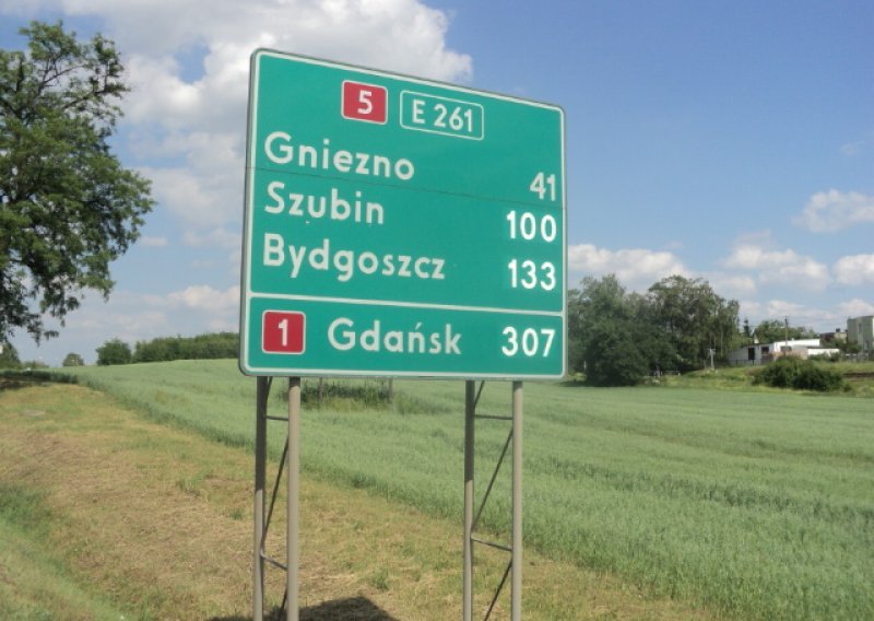 Put ka Gdanjsku: Kiša, krave i traktorist u sakou