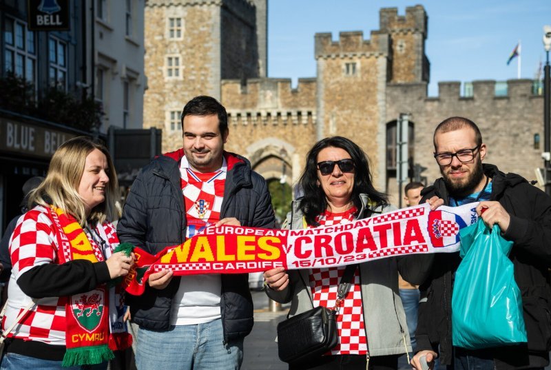Cardiff, 15.10.2023 - Nogomet: Hrvatski navijači pred utakmicu Wales - Hrvatska