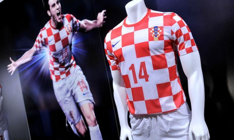 Domaći dres hrvatske repke